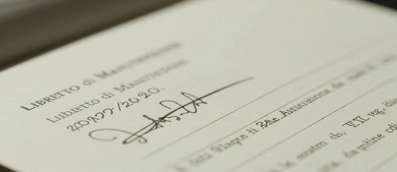 Dichiarazione di conformità a Sona Firma sul libretto dell'impianto dopo l'intervento, per la dichiarazione di conformità di una caldaia Ariston a Sona