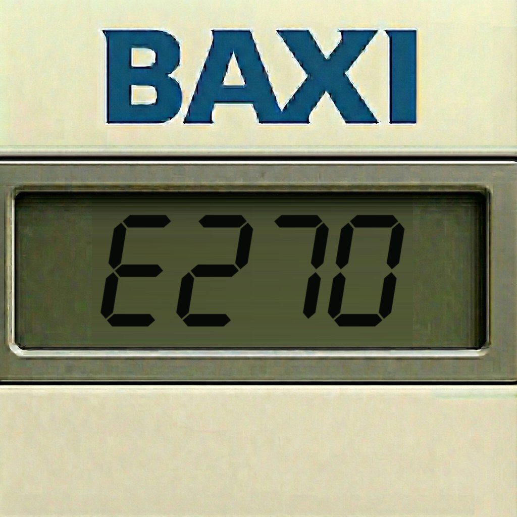 Display di una caldaia Baxi con il codice errore E270: surriscaldamento dello scambiatore