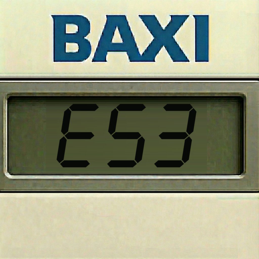 Display di una caldaia Baxi con il codice errore E53: condotto fumi ostruito