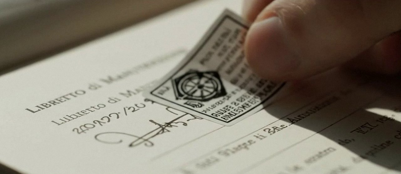 Firma sul libretto dell'impianto dopo l'intervento, per la dichiarazione di conformità di una caldaia Sime a Sant’Ambrogio di Valpolicella
